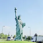 Centre De Zum Harzala Апартаменты *
