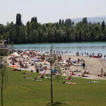 Apartment Centre De Zum Harzala